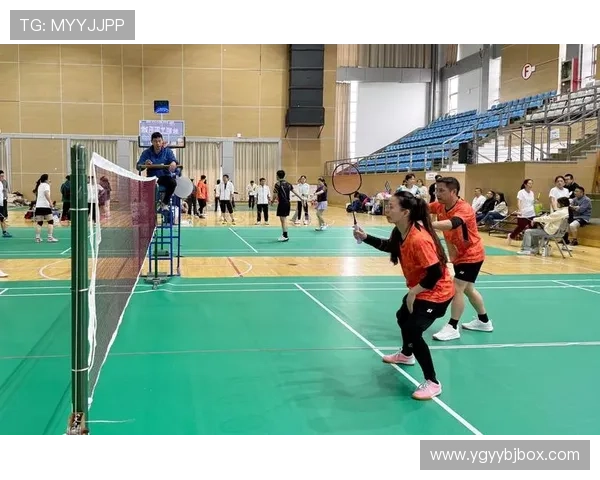 武汉羽毛球队的崛起与发展探讨聚焦羽毛球运动的力量与未来 武汉羽毛球队的崛起与发展探讨聚焦羽毛球运动的力量与未来