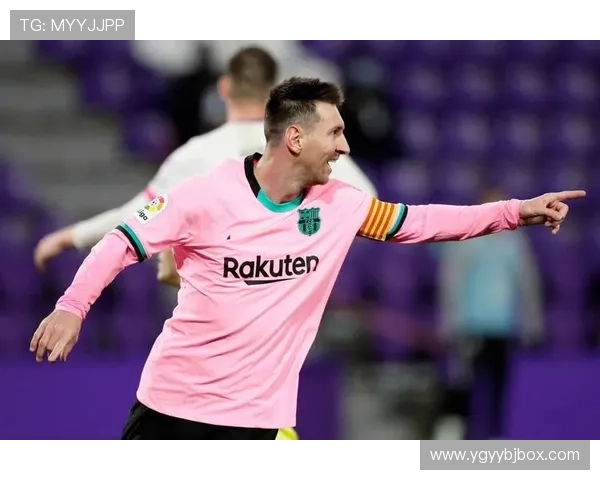 划时代的足球明星如何改变了全球体育文化与青少年梦想的追求