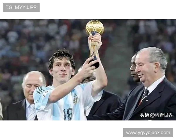 八十年风云足球传奇回顾与明星球员的辉煌历程